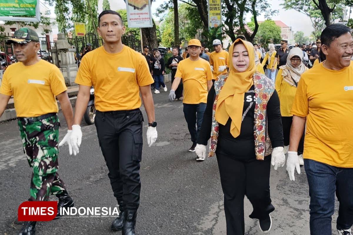Peringati HPSN, Plt Bupati Ponorogo Lisdyarita Ajak Warga Budayakan Pengelolaan Sampah