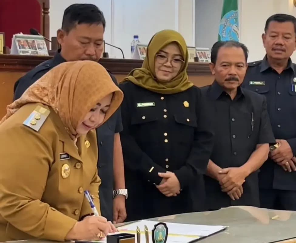 DPRD Ponorogo Gelar Paripurna LKPJ Bupati TA 2025, Pansus Segera Dibentuk